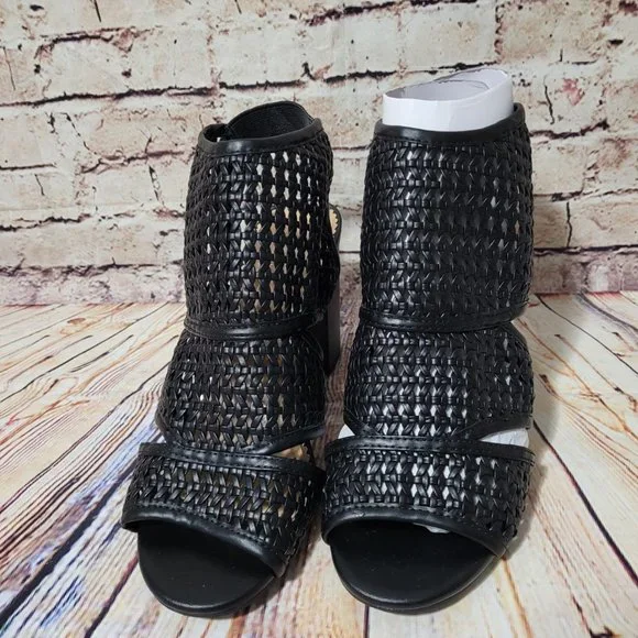 Lauren Conrad Morganite Sandals Black - Picture 3 of 5